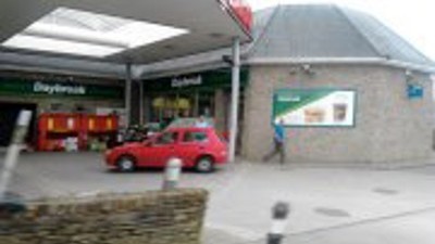 Whites Texaco/Daybreak